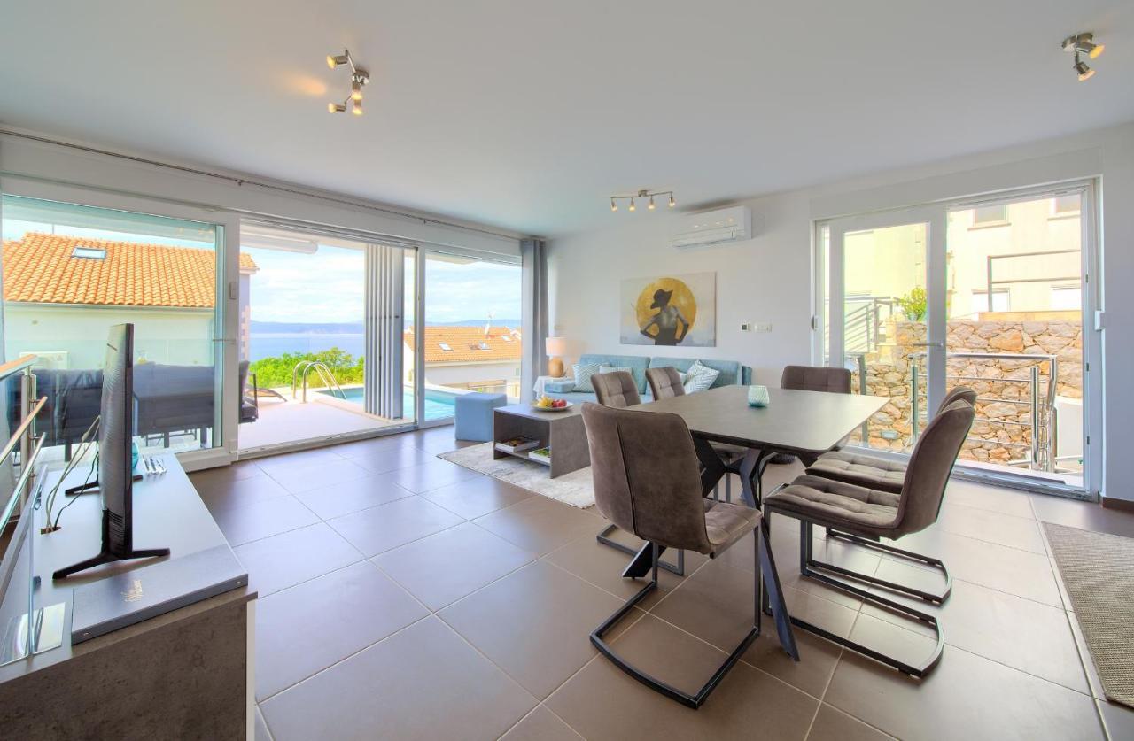 Villa Solis Lacus Modern Apartment - Private Heated Pool - Smart Tv Sky X - Free Parking Njivice Eksteriør bilde